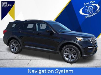 Certified 2023 Ford Explorer XLT w/ Equipment Group 202A