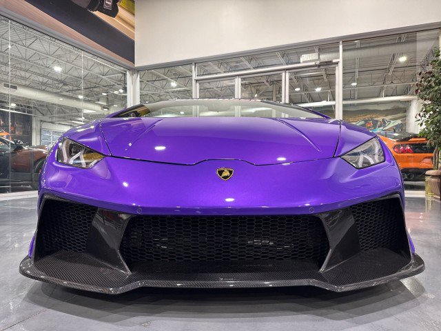 Used 2017 Lamborghini Huracan LP 610-4 AWD/4WD image 35