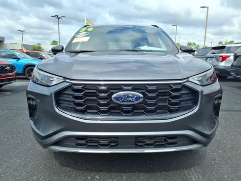 Certified 2024 Ford Escape ST-Line w/ Tech Pack #1 AWD/4WD image 2