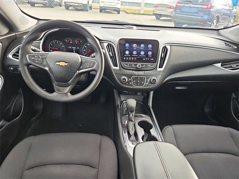 Used 2024 Chevrolet Malibu LT image 8