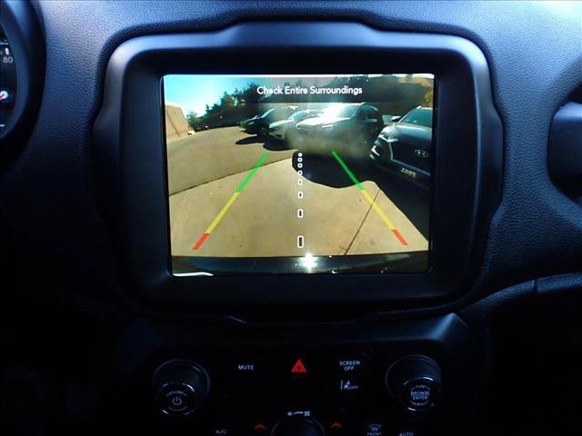 Used 2023 Jeep Renegade Limited AWD/4WD image 17