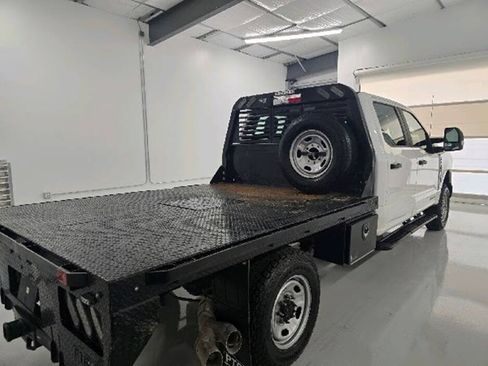 Used 2024 Ford F250 XL AWD/4WD image 10