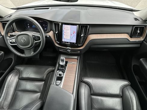 Used 2023 Volvo XC60 B5 Ultimate w/ Protection Package Premier FWD image 20