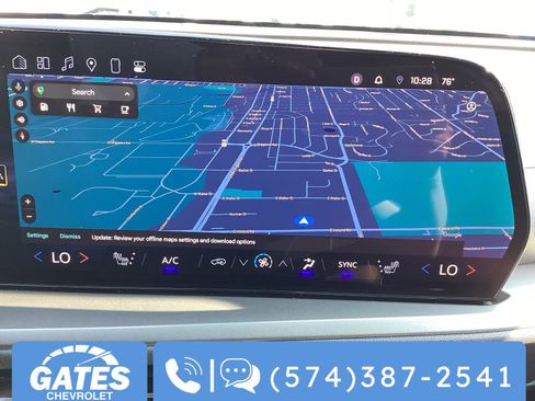 Used 2025 Chevrolet Traverse LT image 25