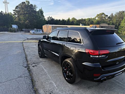 Used 2015 Jeep Grand Cherokee SRT AWD/4WD image 8