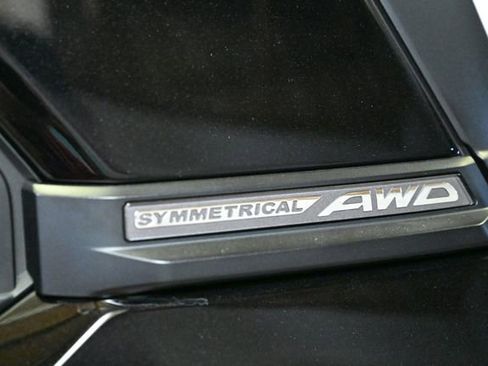 Used 2025 Subaru Forester Premium AWD/4WD image 14