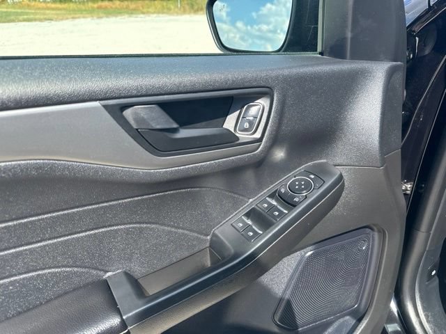 Used 2024 Ford Escape Active AWD/4WD image 17