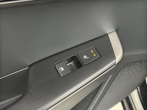 New 2025 Kia EV6 Wind image 12