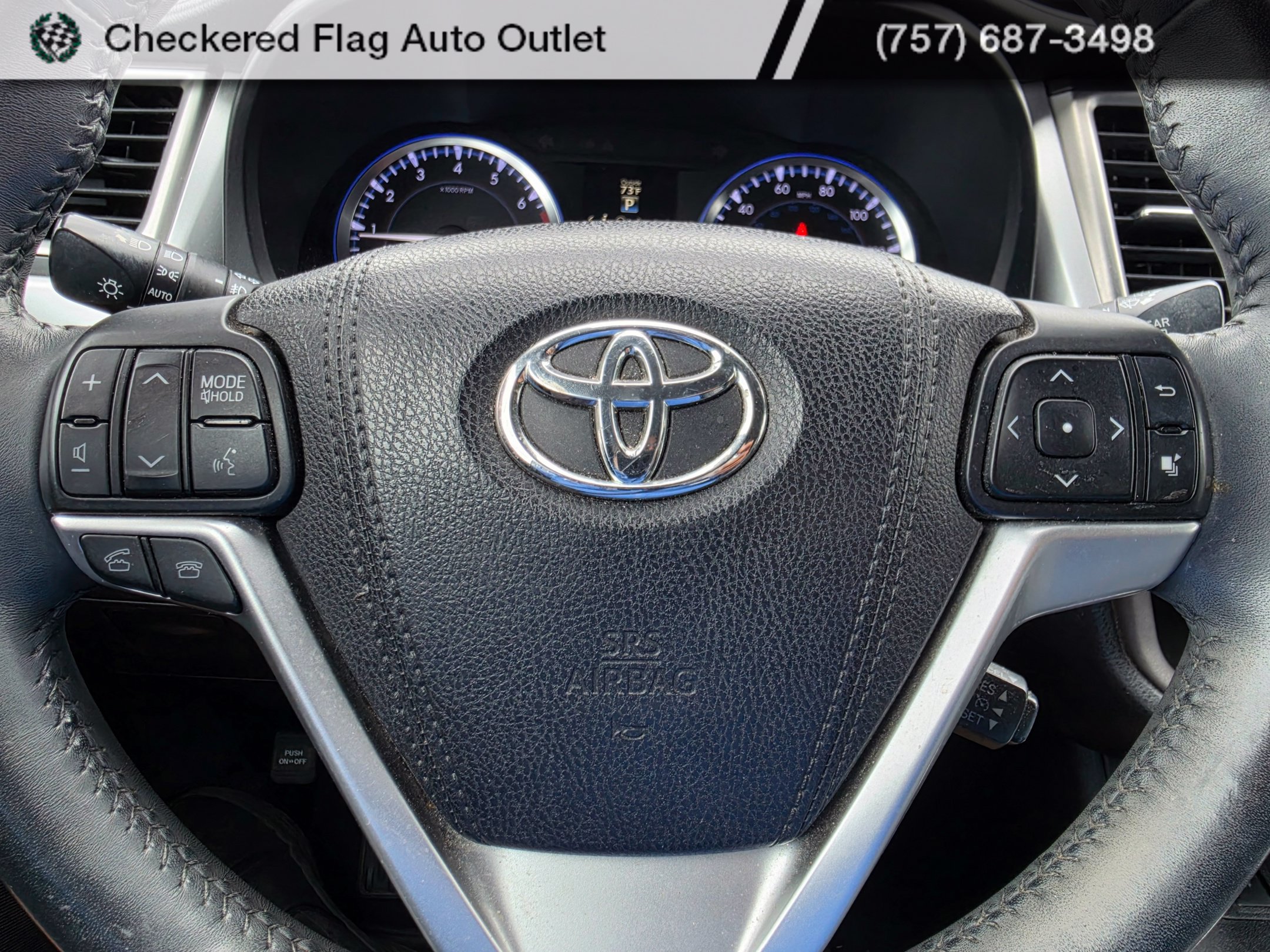 Used 2015 Toyota Highlander XLE AWD/4WD image 14