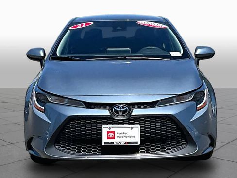 Certified 2021 Toyota Corolla LE FWD image 3
