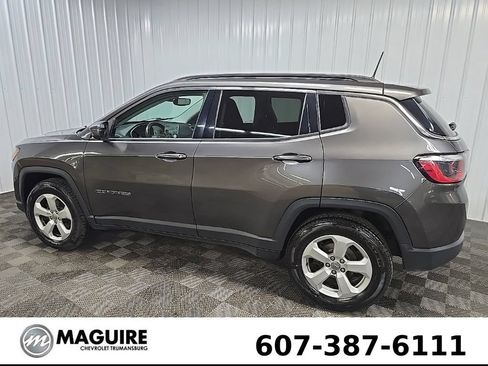 Used 2019 Jeep Compass Latitude AWD/4WD image 4