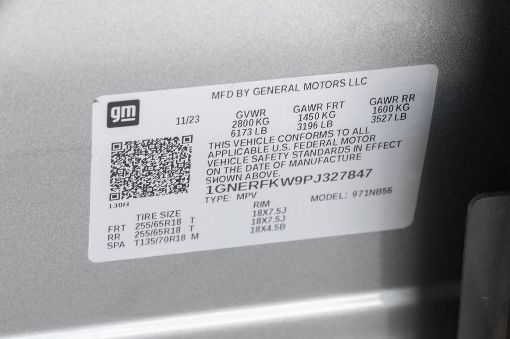 Used 2023 Chevrolet Traverse LS w/ Safety Package FWD image 17