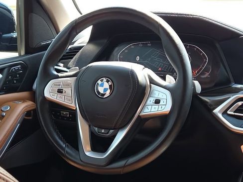 Used 2019 BMW X7 xDrive40i w/ Premium Package AWD/4WD image 13