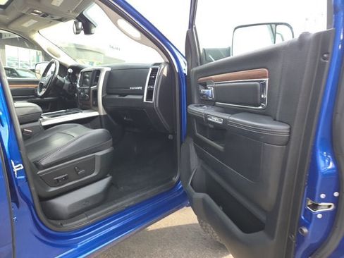 Used 2018 RAM 3500 Laramie w/ Snow Chief Group AWD/4WD image 15