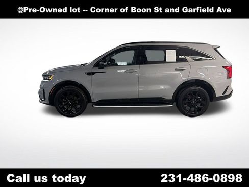 Used 2023 Kia Sorento SX AWD/4WD image 2