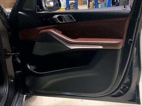 Used 2021 BMW X5 xDrive40i w/ Premium Package 2 image 21