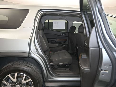 Used 2023 GMC Acadia SLE FWD image 26