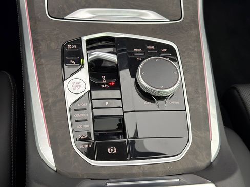 Used 2025 BMW X5 xDrive40i image 16