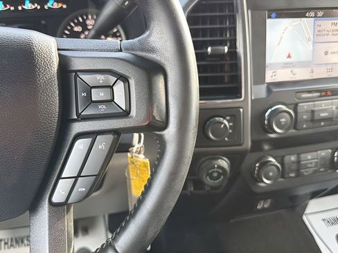Used 2019 Ford F150 XLT w/ Equipment Group 302A Luxury AWD/4WD image 35
