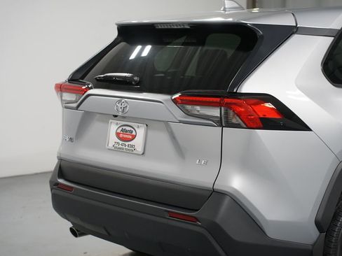 Used 2024 Toyota RAV4 LE image 9