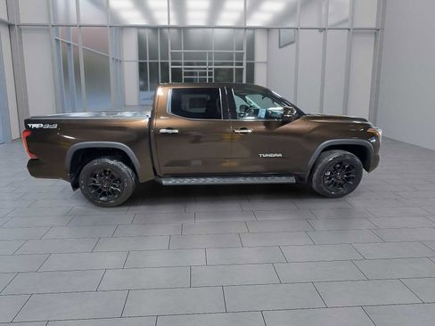 Used 2022 Toyota Tundra Limited image 9