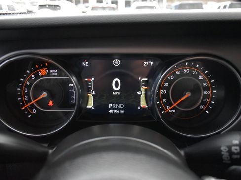 Used 2021 Jeep Wrangler Sport S image 30