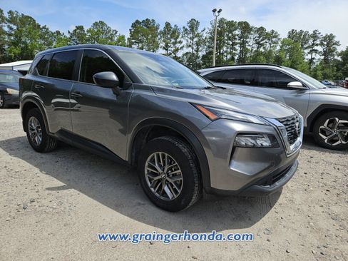 Used 2021 Nissan Rogue S FWD image 4