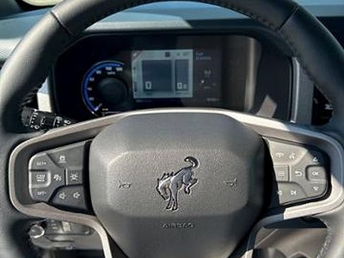 New 2024 Ford Bronco Outer Banks w/ Sasquatch Package AWD/4WD image 15