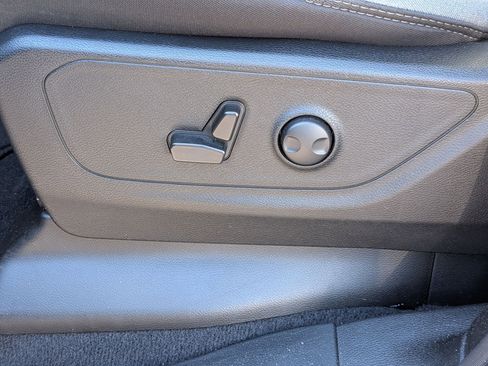 Used 2025 RAM 1500 Big Horn image 14