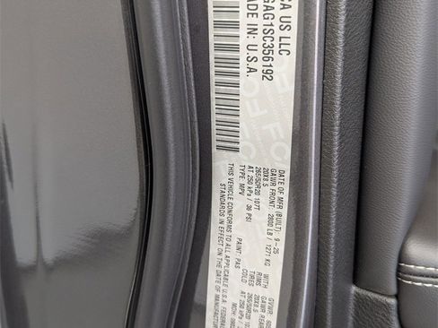 New 2025 Jeep Grand Cherokee Altitude image 30