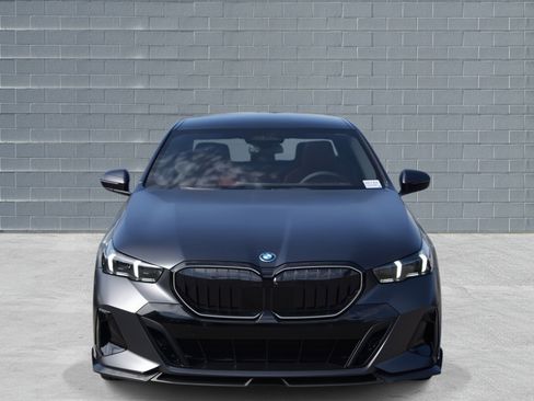 New 2026 BMW 550e xDrive 550e xDrive AWD image 2