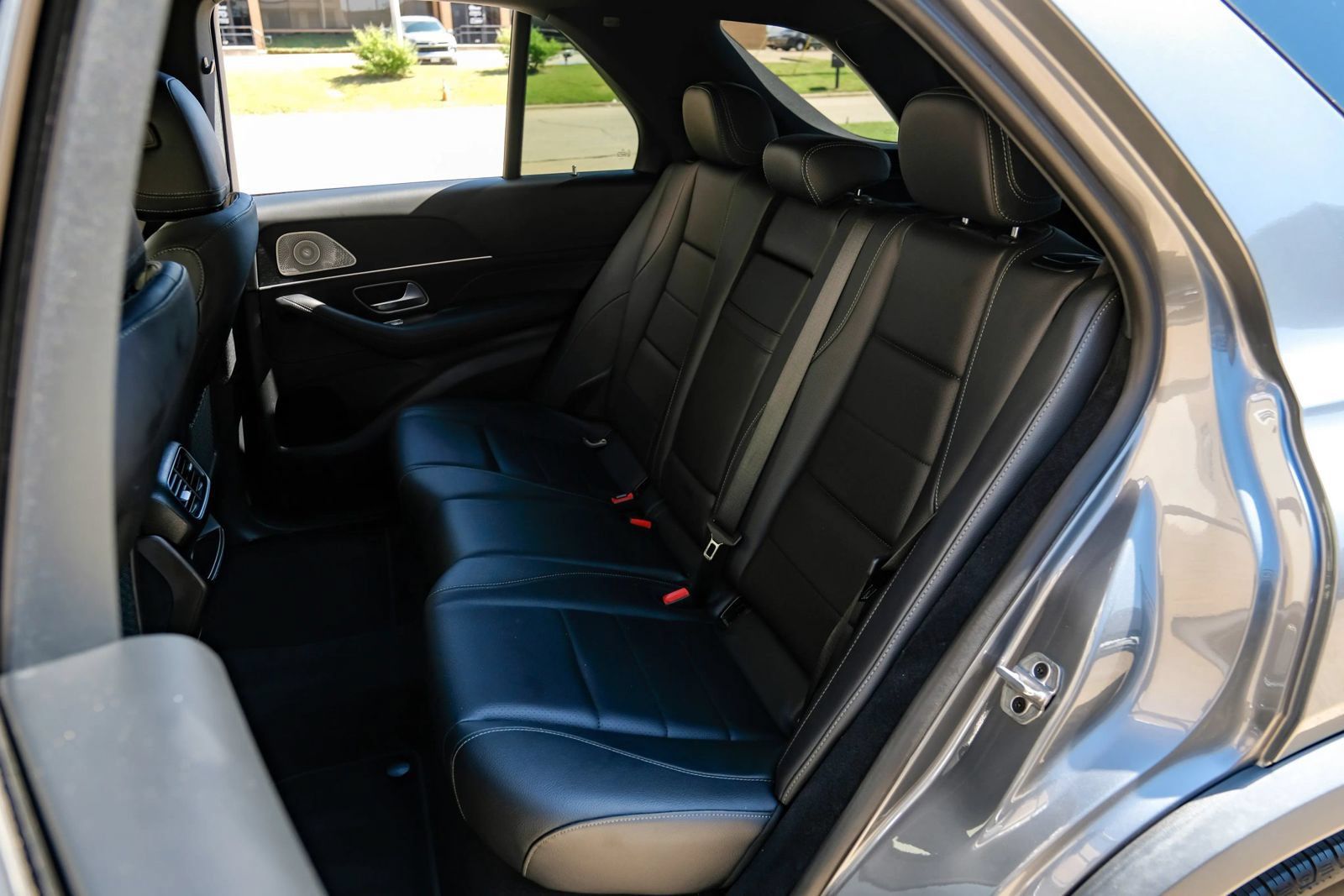 Used 2023 Mercedes-Benz GLE 350 w/ Premium Package image 49