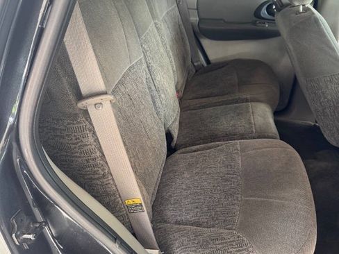 Used 2003 Chevrolet TrailBlazer LS w/ Preferred Equipment Group RWD image 17