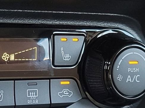 New 2026 Nissan Kicks SV w/ SV Premium Package FWD image 20