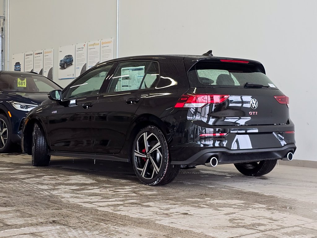 New 2026 Volkswagen GTI SE FWD image 4