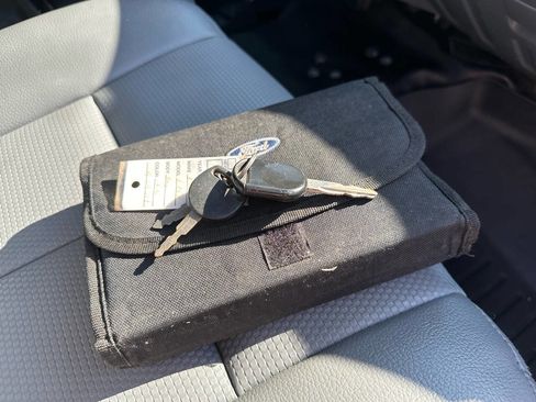 Used 2014 Ford F250 XL image 25