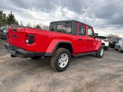 Used 2021 Jeep Gladiator Sport AWD/4WD image 5