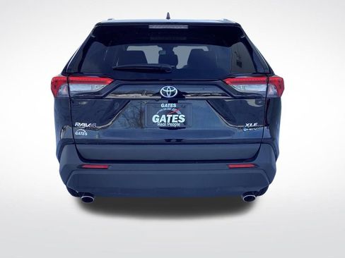 Used 2025 Toyota RAV4 XLE image 8