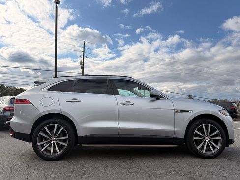 Used 2018 Jaguar F-PACE Prestige image 6