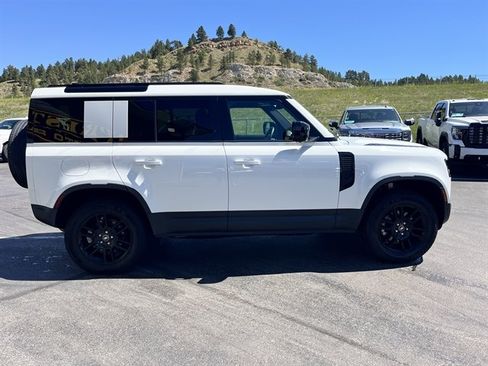 Used 2025 Land Rover Defender 110 S AWD/4WD image 4