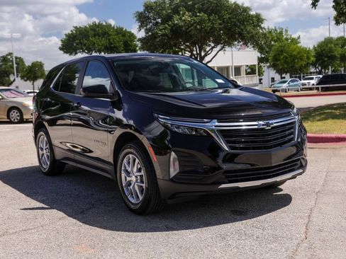 Used 2024 Chevrolet Equinox LT w/ LPO, Floor Liner Package FWD image 9