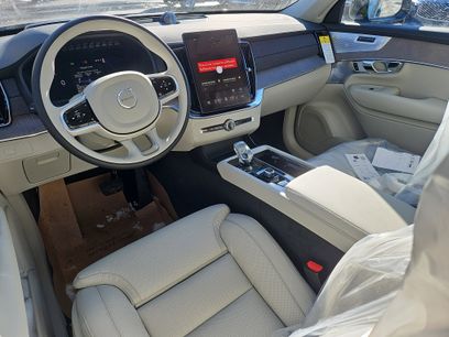 New 2026 Volvo XC90 B6 Ultra w/ Protection Package Premier