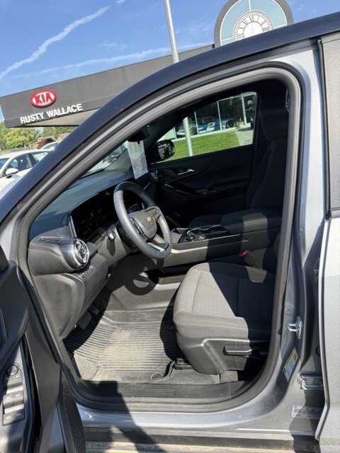 Certified 2026 Chevrolet Equinox LT w/ LPO, Floor Liner Package AWD/4WD image 9