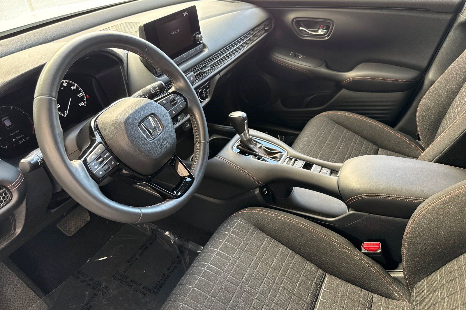 Used 2024 Honda HR-V Sport image 11