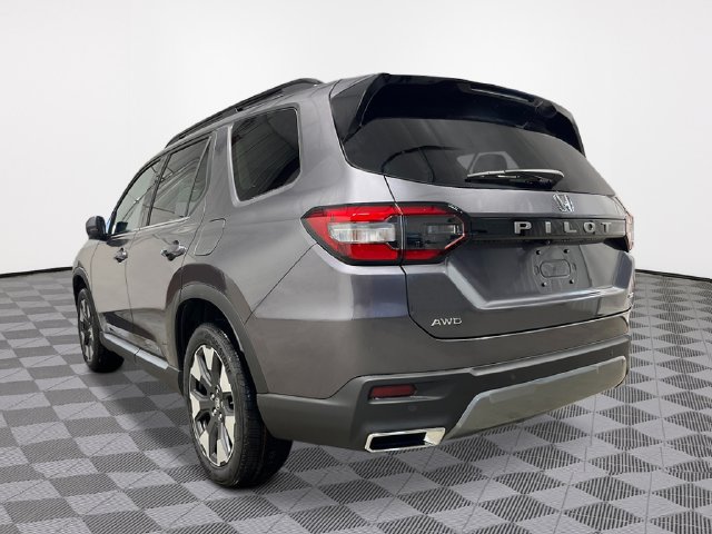 New 2026 Honda Pilot Elite image 3