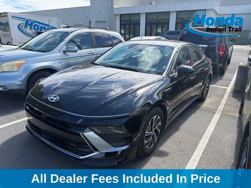 Used 2026 Hyundai Sonata Blue FWD image 1