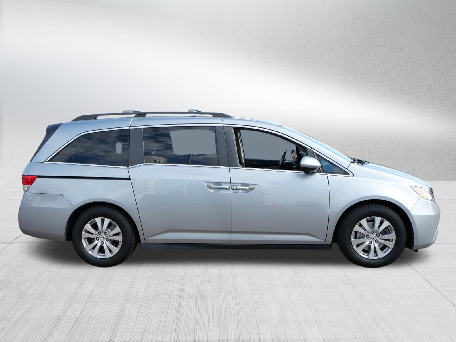 Used 2016 Honda Odyssey EX-L image 8