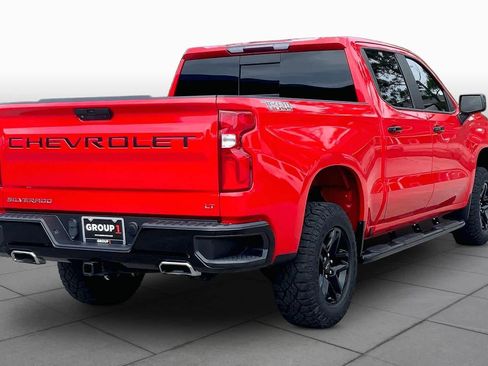 Used 2021 Chevrolet Silverado 1500 LT Trail Boss w/ Convenience Package II AWD/4WD image 12