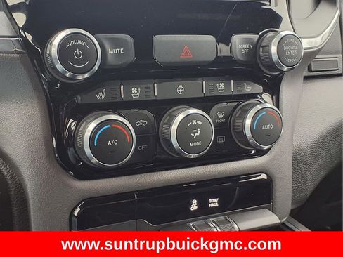 Used 2024 RAM 1500 Laramie image 13