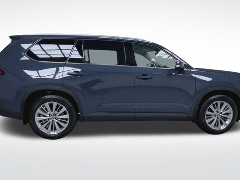 Certified 2024 Toyota Grand Highlander Platinum image 12